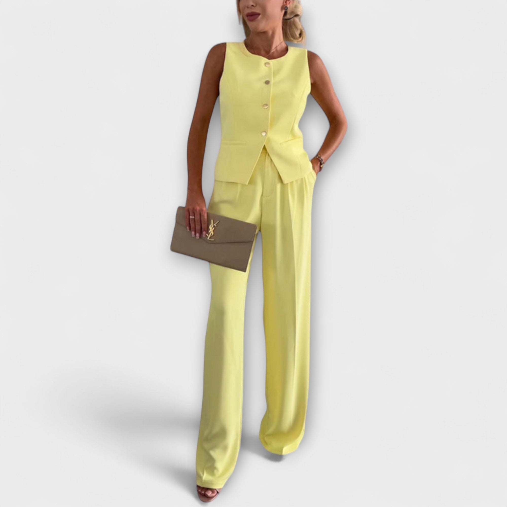 Wilhelmina - Elegantiški be rankovių topai ir kelnės