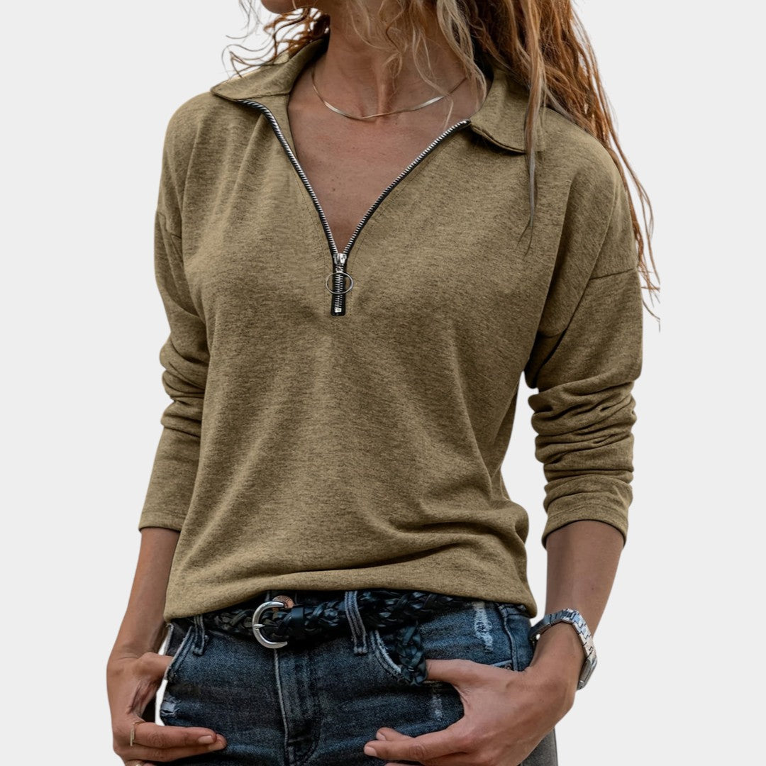 Eva – Moteriškas ribotas džemperis su puszipiu