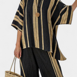 Adéla – patogus oversized dryžuotas topas ir laisvi lino šortai